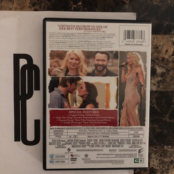 Country Strong DVD - Picture 2 of 2